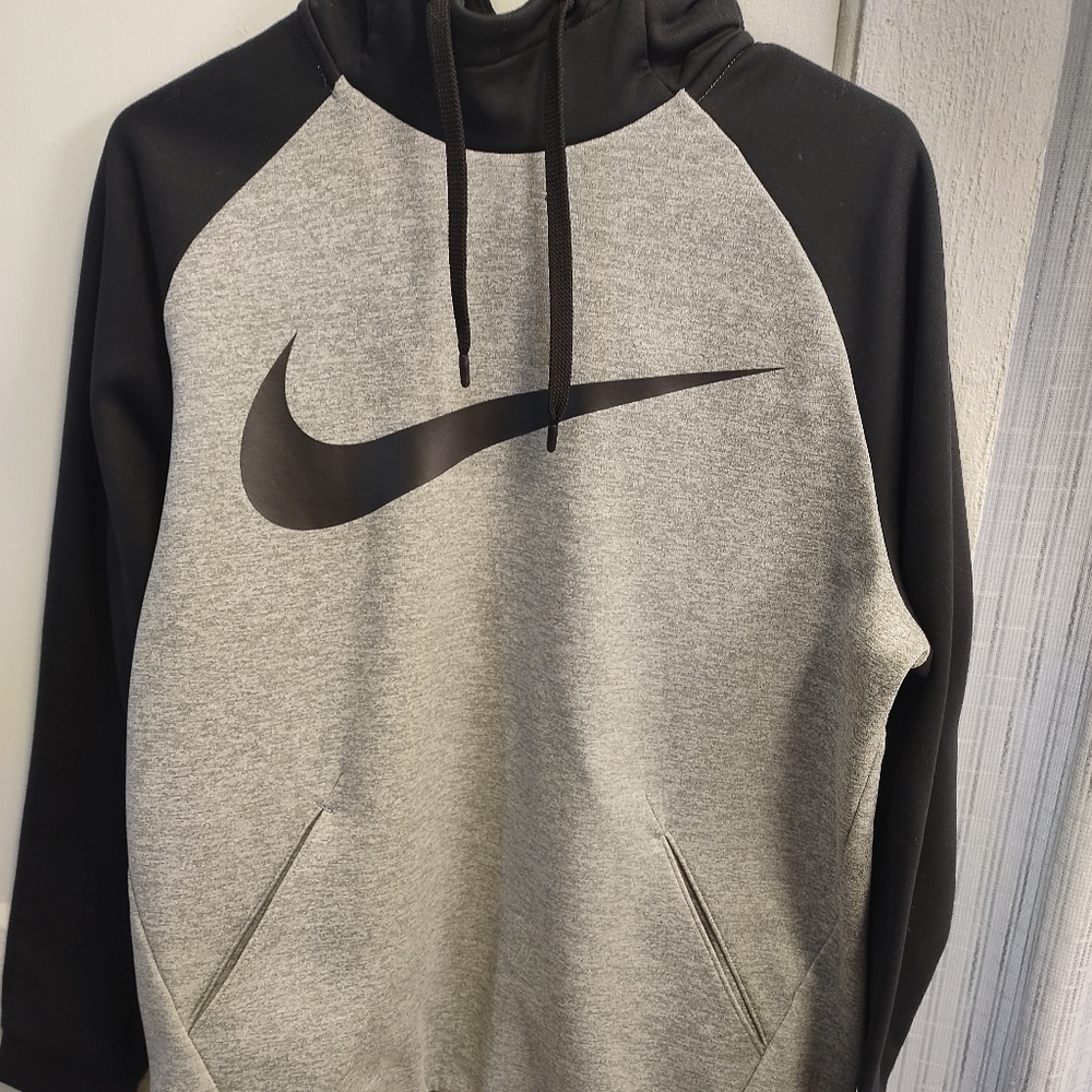 Nike Dri-Fit Hoodie